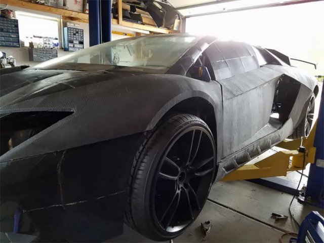 Lamborghini Aventador Made On A 3D-Printer (18 pics)