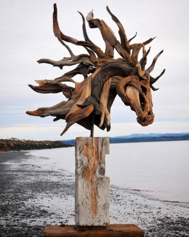 Artist Creates Sculptures Solely Out Of Wood He Finds On Beaches (30 pics)
