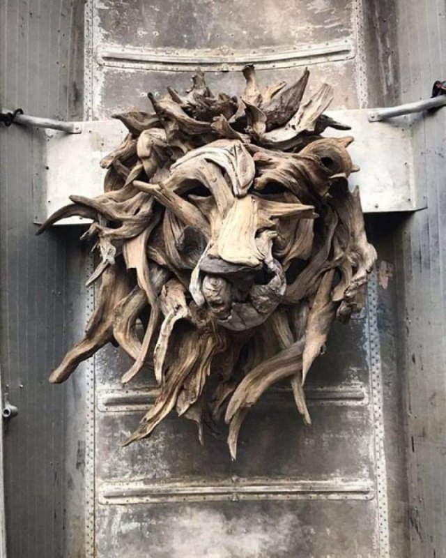 Artist Creates Sculptures Solely Out Of Wood He Finds On Beaches (30 pics)