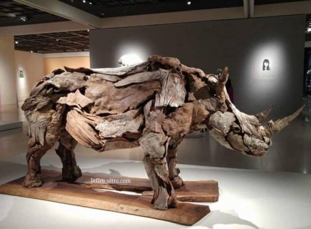 Artist Creates Sculptures Solely Out Of Wood He Finds On Beaches (30 pics)