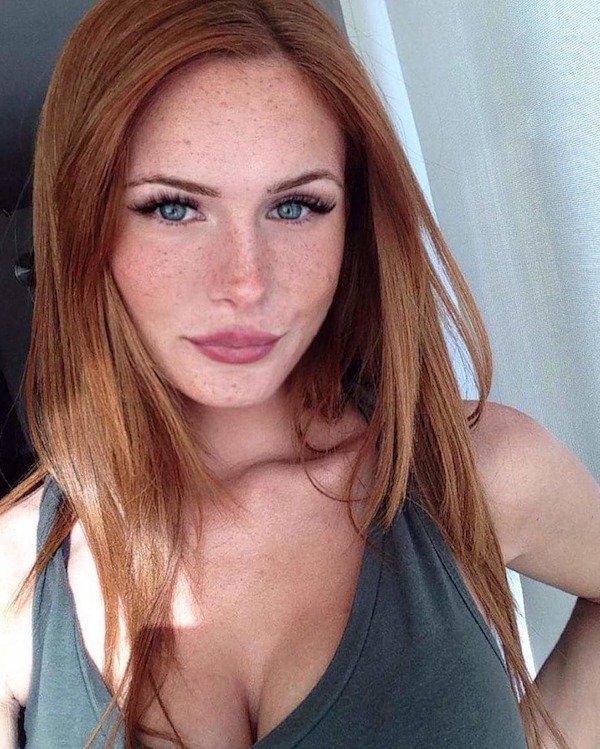 Girls With Freckles (32 pics)