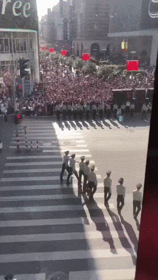 Acid Gifdump, July 16 (25 gifs)