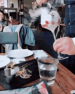 Acid Gifdump, July 16 (25 gifs)