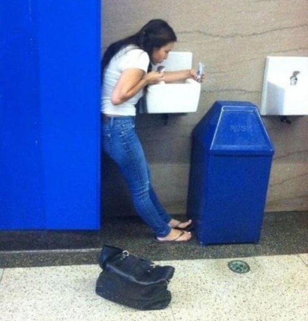 What People Do For Social Media (33 pics) What People Do For Social Media (33 pics)