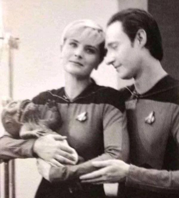 “Star Trek” Memes (37 pics)
