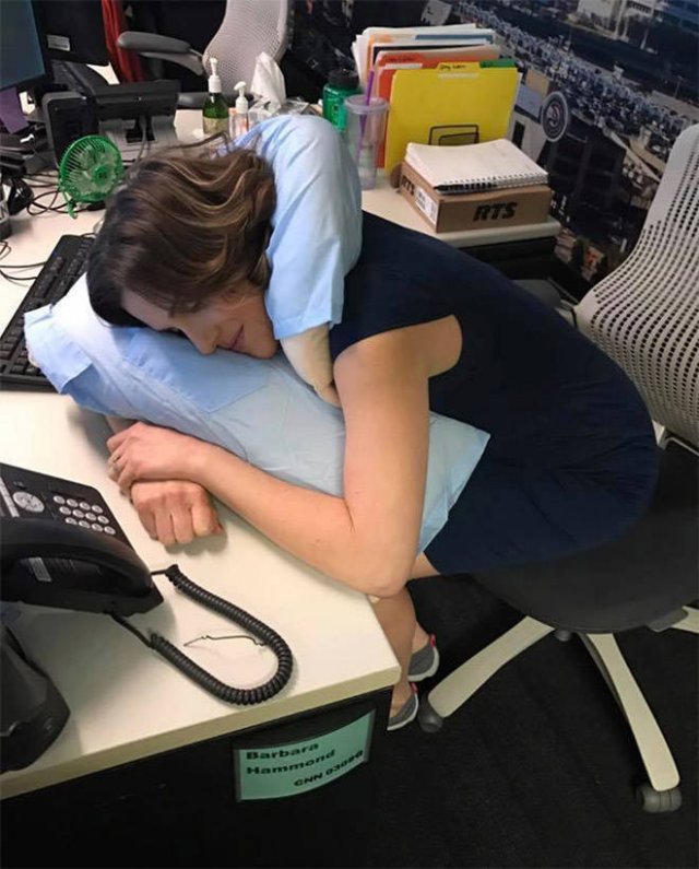 Pillow For Those Who Feel Alone (22 pics)