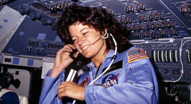 Peeing And Pooping In Space Sounds Like A Problem (34 pics)
