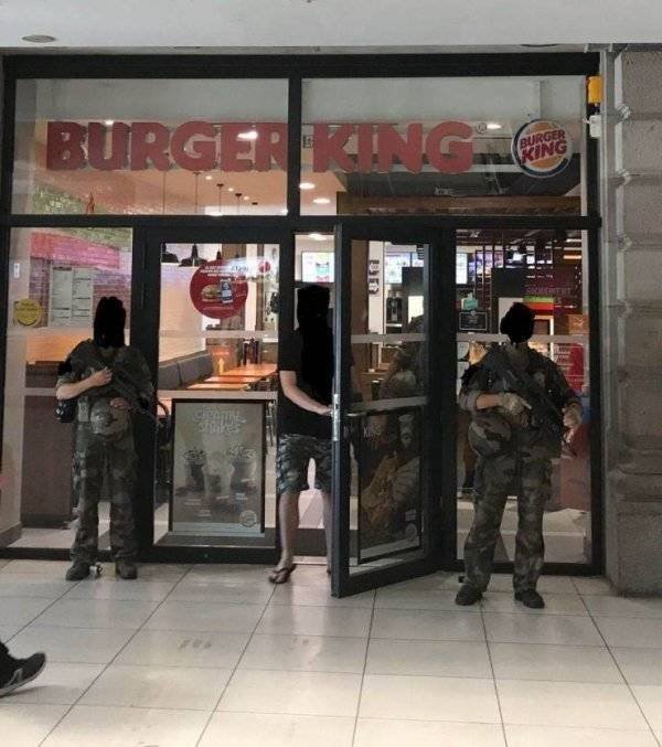 This Got Intense Really Quickly (38 pics)