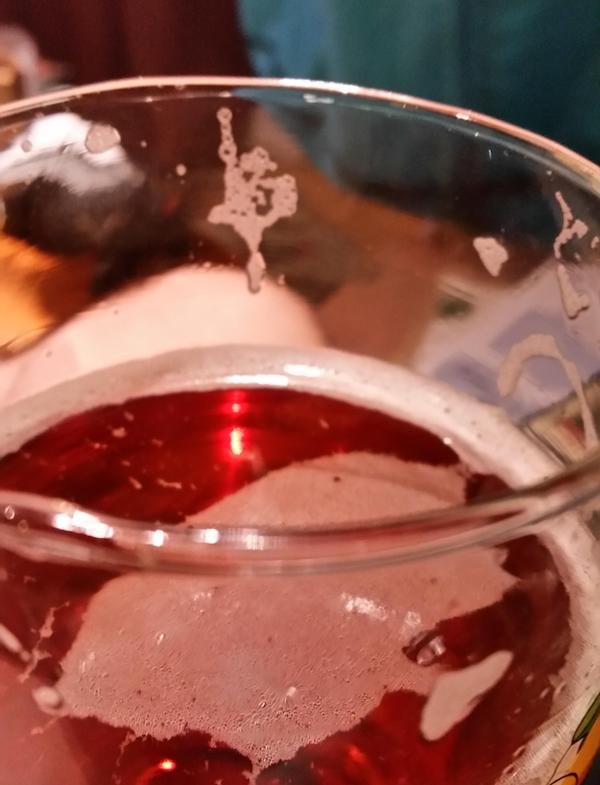 Your Beer Is Sending You A Message (28 pics)