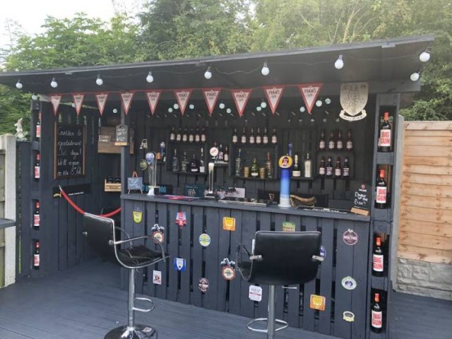 Bar From Pallets (15 pics)