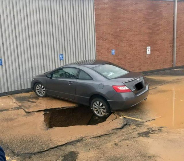 Sh*t Happens (54 pics)