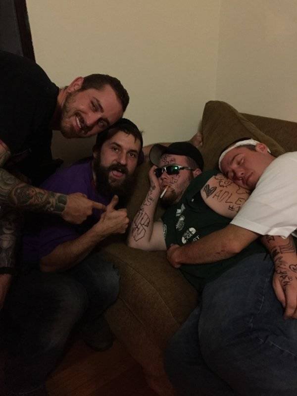 Getting Drunk (47 pics)