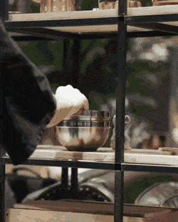 Acid Gifdump, August 7 (25 gifs)