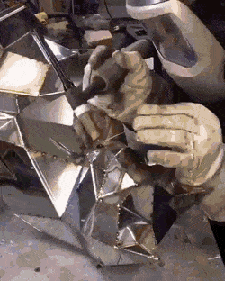 Acid Gifdump, August 8 (25 gifs)