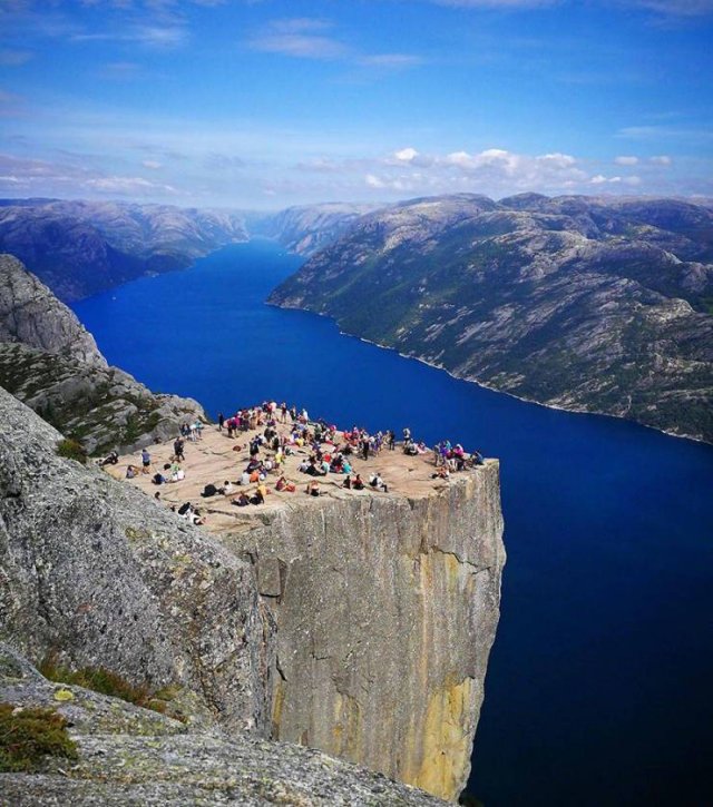 When A Picture Says More Than Just A Thousand Words (55 pics)