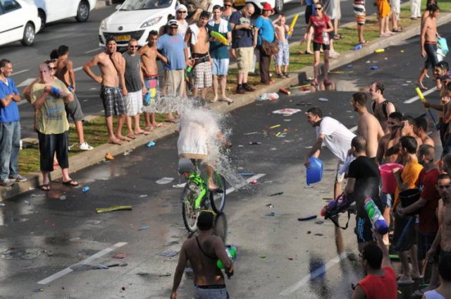 Perfectly Timed Photos (38 pics)