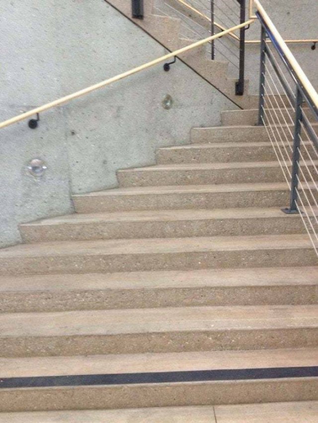 The Worst Stairs Ever. Which One Are Your Favorite? (40 pics)