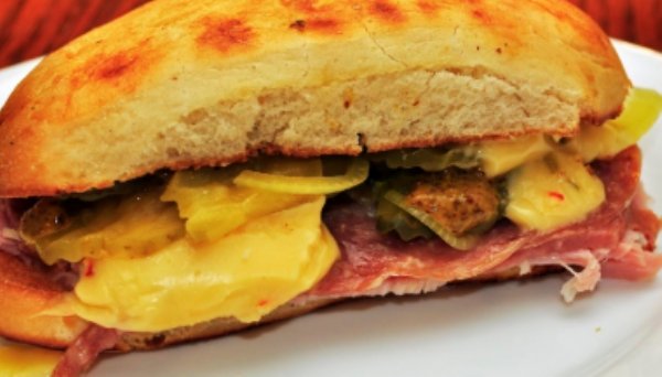 Most Popular Sandwiches From Different States (50 pics) Most Popular Sandwiches From Different States (50 pics)
