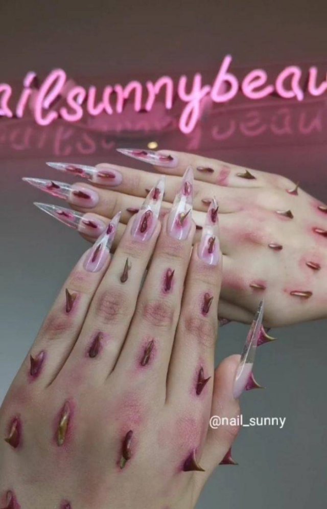 This Russian Nail Salon Makes The Weirdest Nails Ever (38 pics) This Russian Nail Salon Makes The Weirdest Nails Ever (38 pics)