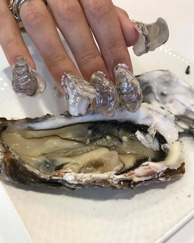 This Russian Nail Salon Makes The Weirdest Nails Ever (38 pics) This Russian Nail Salon Makes The Weirdest Nails Ever (38 pics)