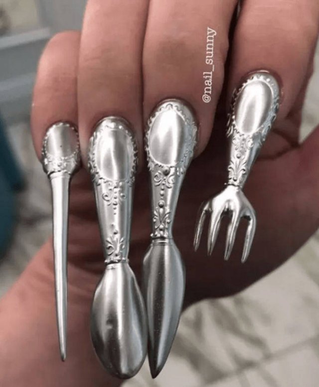 This Russian Nail Salon Makes The Weirdest Nails Ever (38 pics) This Russian Nail Salon Makes The Weirdest Nails Ever (38 pics)