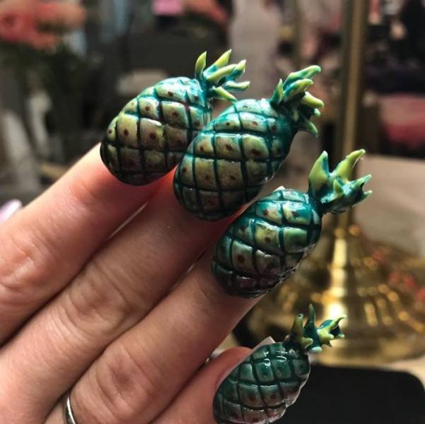 This Russian Nail Salon Makes The Weirdest Nails Ever (38 pics) This Russian Nail Salon Makes The Weirdest Nails Ever (38 pics)