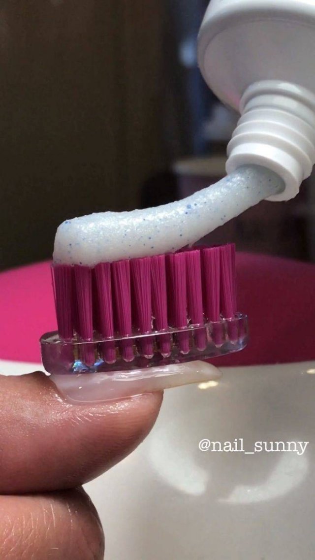This Russian Nail Salon Makes The Weirdest Nails Ever (38 pics) This Russian Nail Salon Makes The Weirdest Nails Ever (38 pics)