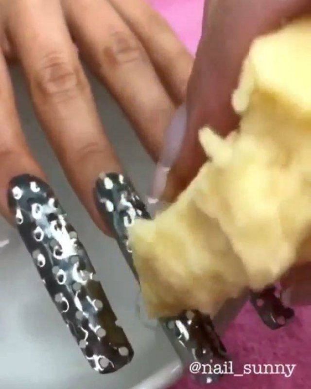 This Russian Nail Salon Makes The Weirdest Nails Ever (38 pics) This Russian Nail Salon Makes The Weirdest Nails Ever (38 pics)
