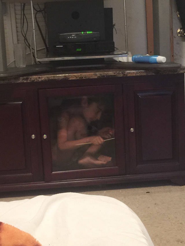 Kids Are Good At Hiding (22 pics)