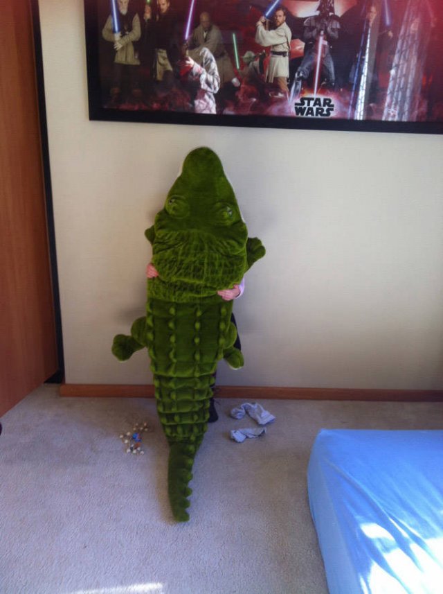 Kids Are Good At Hiding (22 pics)
