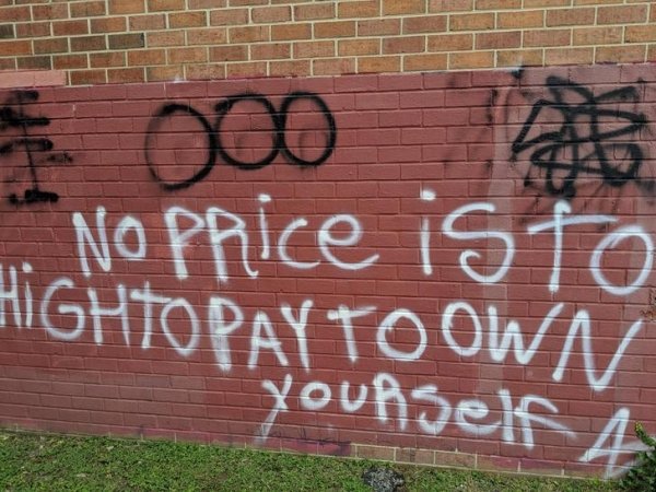 Examples Of Good Vandalism (30 pics)