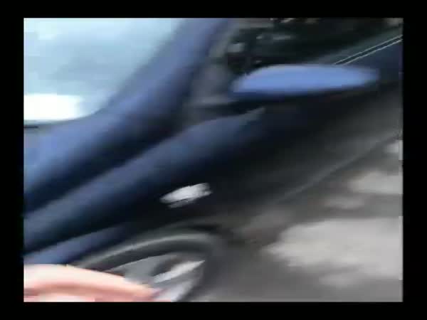 Hilarious Moment Irish Lad Gets Locked Out Of His Car By His Dog