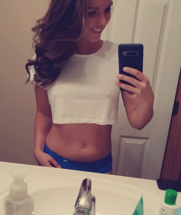 White T-Shirts (39 pics)