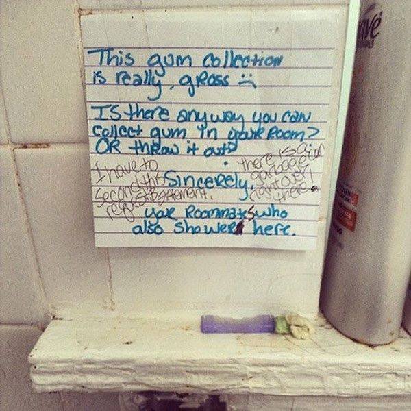 Passive Aggressive Bathroom Notes (31 pics)