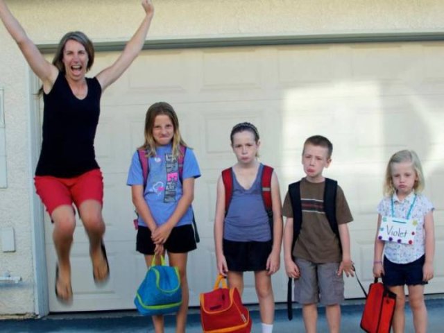 Parents Celebrate Back To School (21 pics)