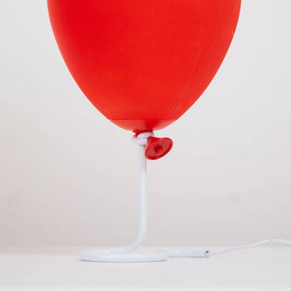 Pennywise Balloon Lamp (6 pics)