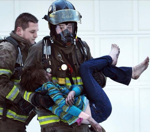Brave Firefighters Are Always There To Help You (47 pics)
