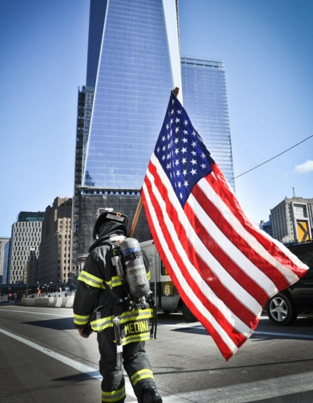Heartbreaking 9-11 Photos (95 pics)