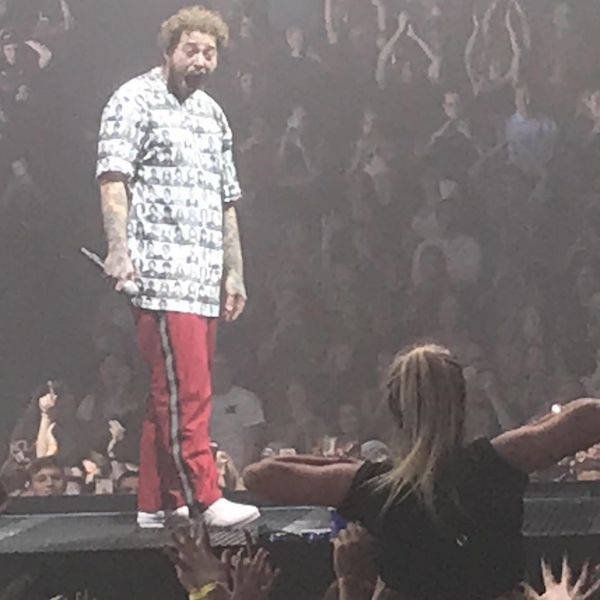 "Post Malone Being Flashed At A Concert" Memes (22 pics)