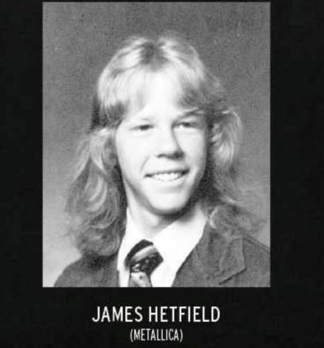Rockstars And Their Yearbooks (34 pics)