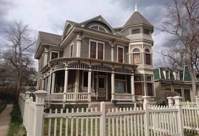 Movie And TV Houses (20 pics)