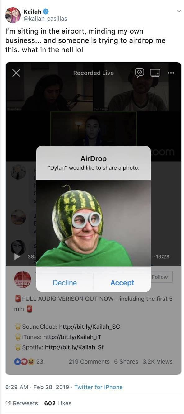 AirDrop Trolling (23 pics)