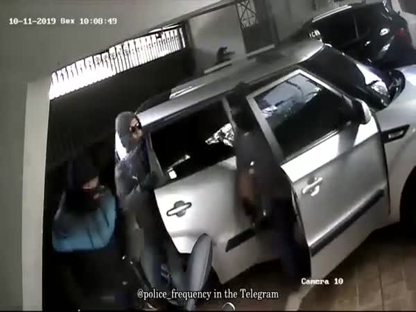 Robbery In Brazil Gone Wrong