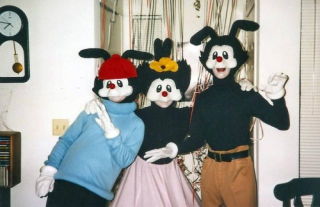 90s Halloween Costumes (23 pics)