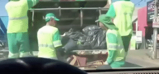 These Can Only Happen At Work (37 pics)