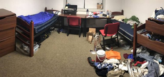 When Your Roommates Are Awful (35 pics) When Your Roommates Are Awful (35 pics)