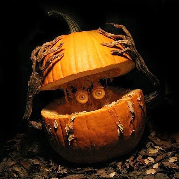 Creative Jack O'Lanterns (43 Pics)