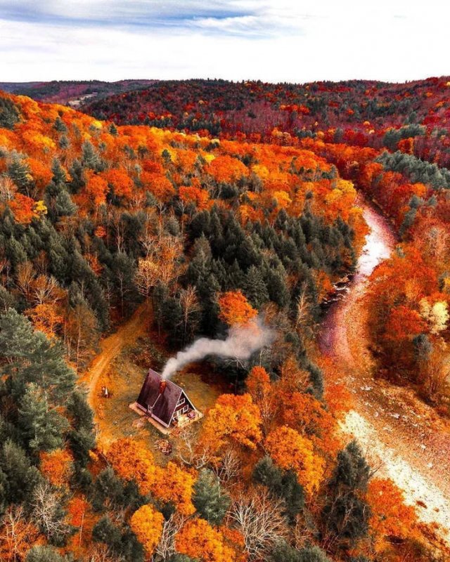 Beautiful Fall Across The World (22 pics)