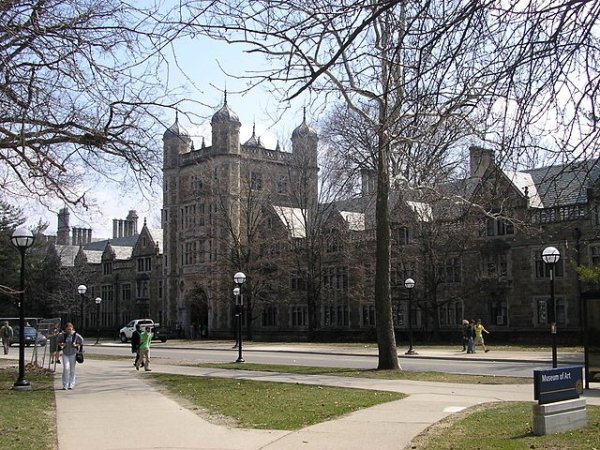 Colleges That Are Incredibly Hard To Get Into (51 pics)
