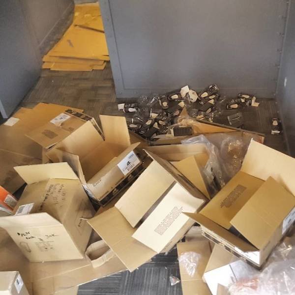 Too Much Packaging (45 pics)